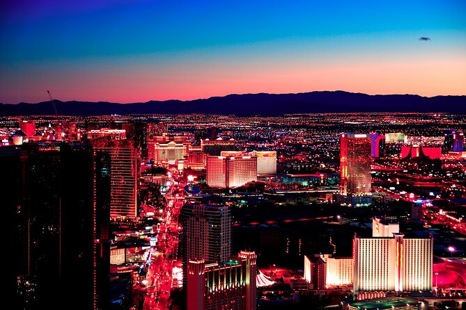1.5-Hour Las Vegas Strip Limo Tour with Champagne and Photo Stops - Welcome to Fabulous Las Vegas Sign: The Classic Frame