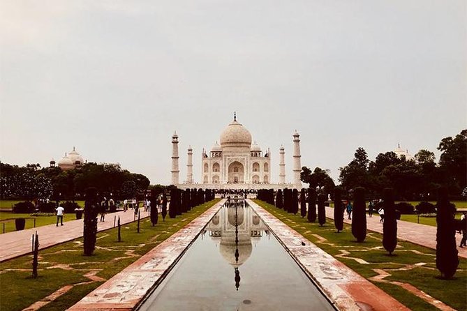 1 day Luxury Sunrise Taj Mahal Tour by Private Car - Sunrise Taj Mahal from Delhi: why the early start pays off