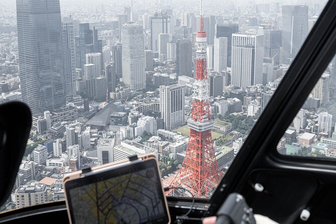 【10 mins】Tokyo Helicopter Tour + Private Car Pickup & Drop off - The Cabin Experience: Seats, Windows, and Motion Comfort
