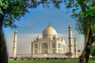 12 Hour Sunrise Taj Mahal Tour From Delhi By Private Car - After the Taj: Breakfast That Prevents the Day From Derailing