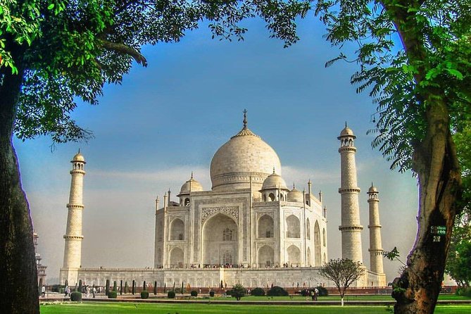 12 Hour Sunrise Taj Mahal Tour From Delhi By Private Car - After the Taj: Breakfast That Prevents the Day From Derailing