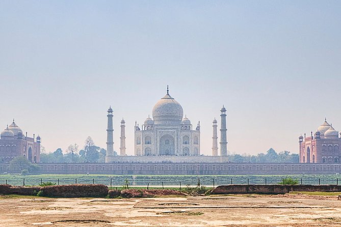 2 Days Delhi Agra and Fatehpur Sikri Tour By Private Car - Setting Off: Pickup, Private Car Comfort, and Smooth Pacing