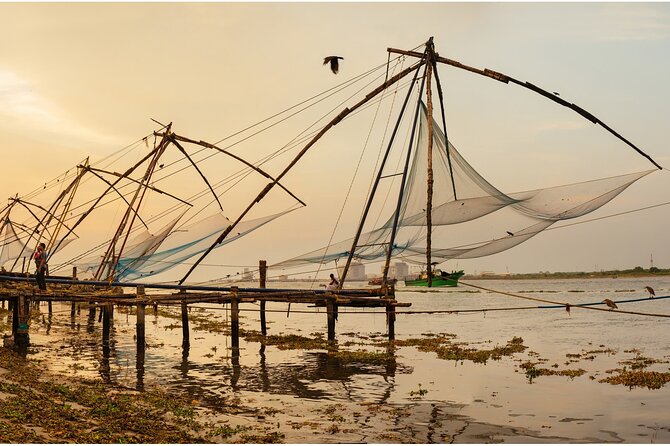 5 Days Kerala Tour with Private Car Houseboat Munnar and Thekkady - Food on This Trip: Included Meals That Keep the Day Moving