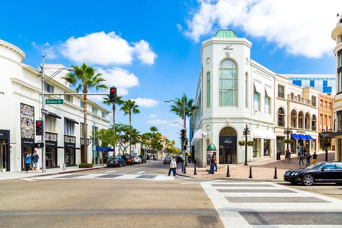 5-Hour Tour , Los Angeles, Hollywood, Beverly Hills, and all over - Sunset Strip: night-life energy, even in daylight