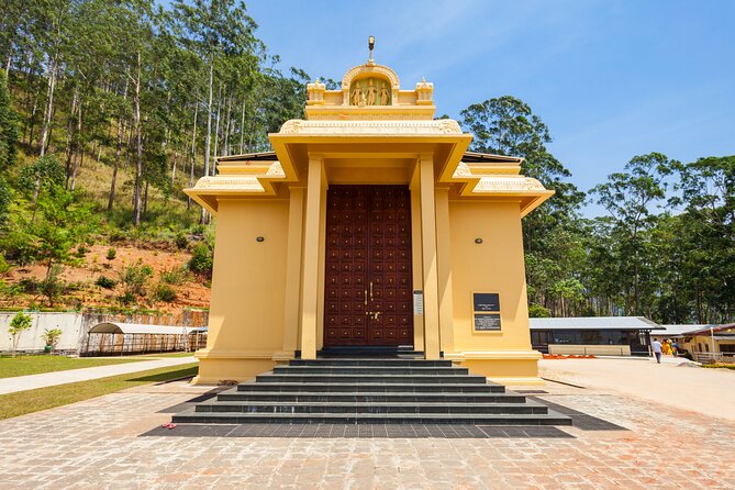6 Days Private Vehicle with English Speaking Chauffeur - Day 2: Lake Time, Ramboda Temples, and Nuwara Eliya’s Tea-Country Mood