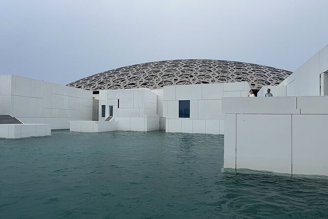 Abu Dhabi City Tour with Private Car - Abu Dhabi Dates Market: bring home the easiest souvenirs