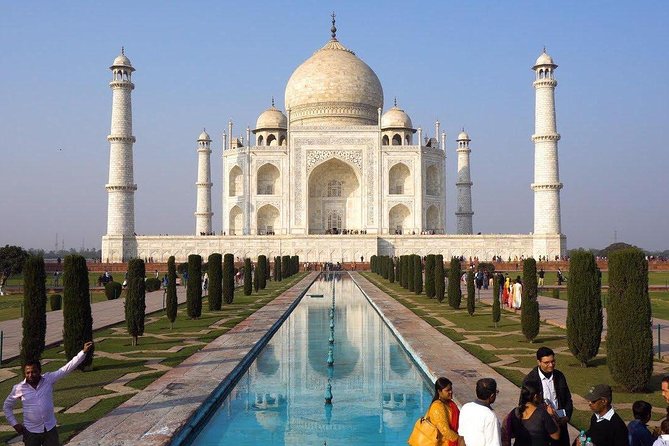 Agra City Tour by Private Car (Taj Mahal & Agra Fort) - Private AC car timing in Agra: you start strong at 8:00am