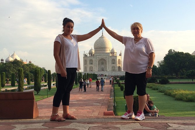 Agra Taj Mahal Sunrise Visit from Delhi by Private Car with Guide - Why a private sunrise plan works for the Taj Mahal