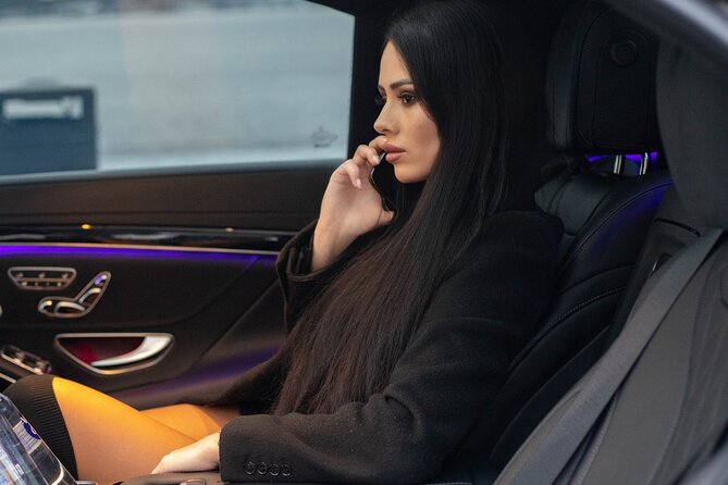 Airport Limousine Transfer: Stockholm City to Arlanda Airport 1-7 Passengers - Why A Private Stockholm-to-Arlanda Transfer Feels Different Than Taxi Mode