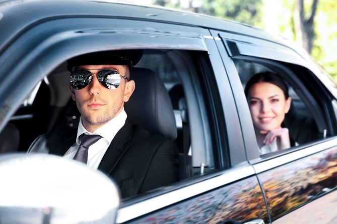 Airport luxury arrival ride by SUV, Sedan, Minibus or Limousine - How to avoid the common hiccups on arrival day