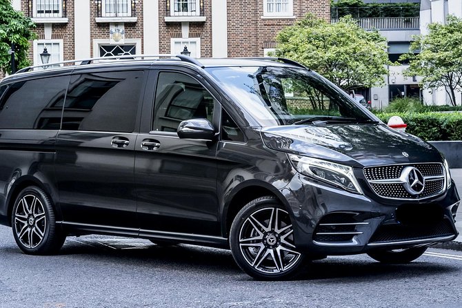 Airport or Port transfer Business Class (private car service) - AMS Airport or cruise port: how the pickup reduces anxiety