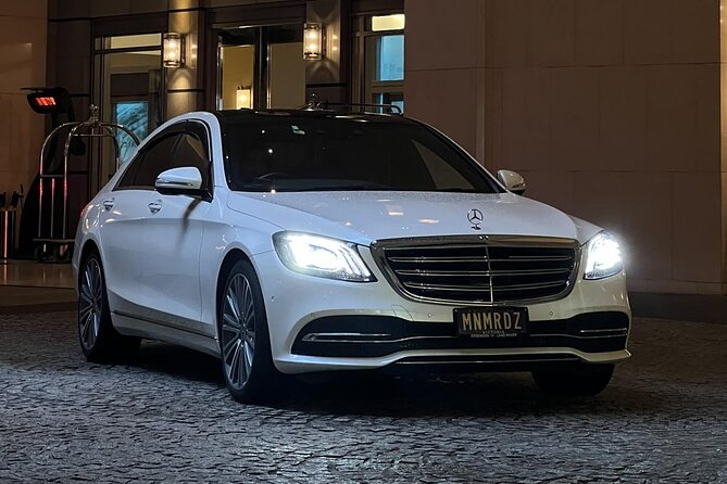 Airport Transfers - Chauffeur Car & Limo Services of Melbourne - Key Things to Know Before You Go