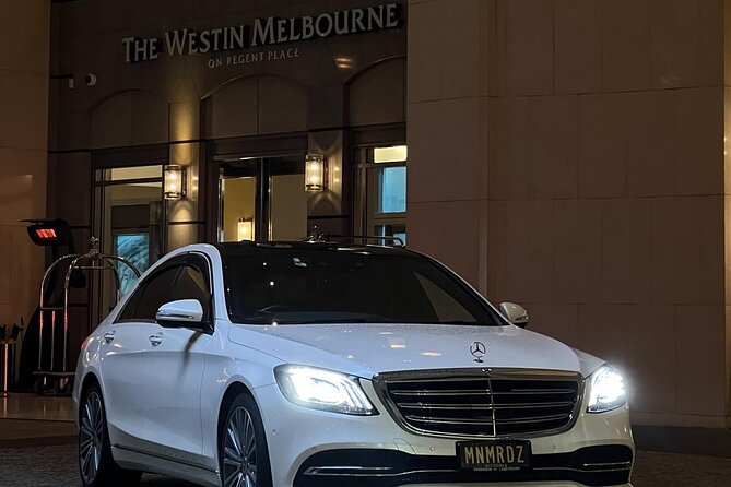 Airport Transfers - Chauffeur Car & Limo Services of Melbourne - Time on the Clock: What 30–50 Minutes Really Means