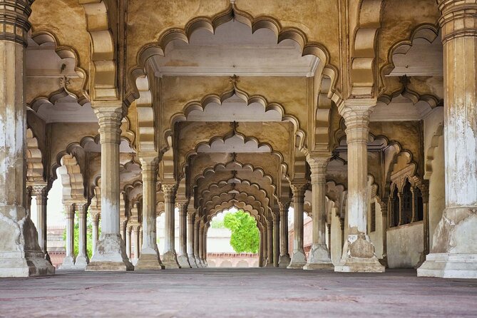 All Inclusive Private Car Tour To Taj Mahal From Delhi - Agra Fort: a military-sized wall and a solid 2-hour visit