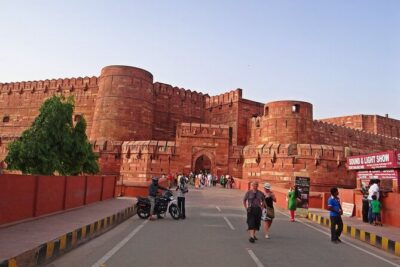All Inclusive Private Car Tour To Taj Mahal From Delhi - The Taj Mahal stop: about 3 hours, and why the pacing matters
