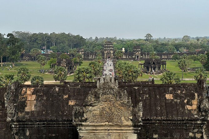 Angkor Wat 1-Day Tour by Private Car or Minivan - Private car or minivan: comfort that matters when it’s hot