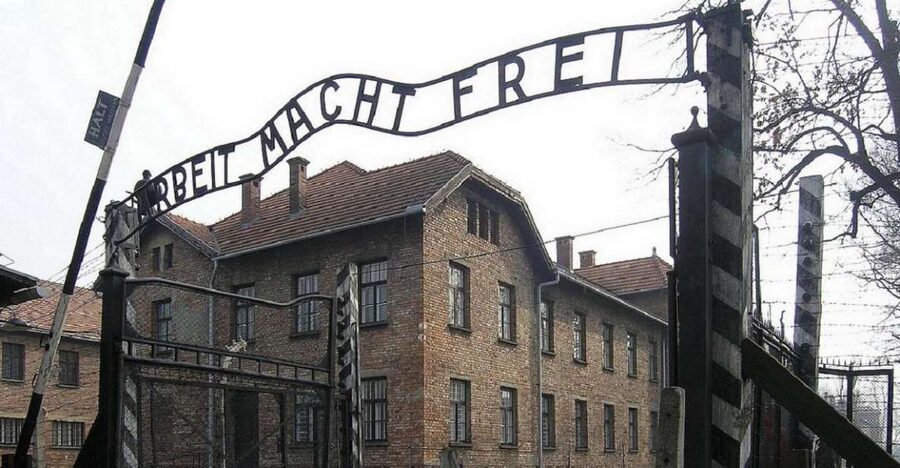 Auschwitz-Birkenau and Krakow Private Car Trip from Katowice - From Katowice to Oswiecim: Private Car Comfort and Real Timing