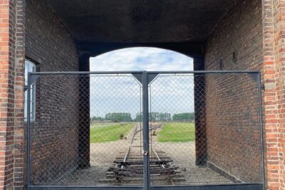 Auschwitz-Birkenau guided tour from Krakow - private car - Auschwitz I: From the Gate to the Museum Route