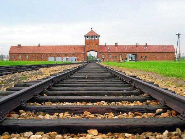 Auschwitz - Full Day Tour from Warsaw by private car - Key things I’d note before you go
