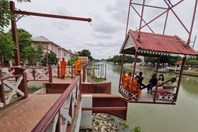 Ayutthaya Historical Park Private Car Service (No guide) - Bang Pa-In Palace and Wat Niwet: The Day’s Cool-Head Start