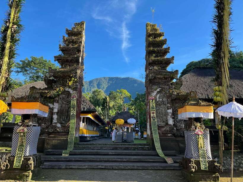 Bali: Private Car Charter with English's speaking driver - Key Points at a Glance