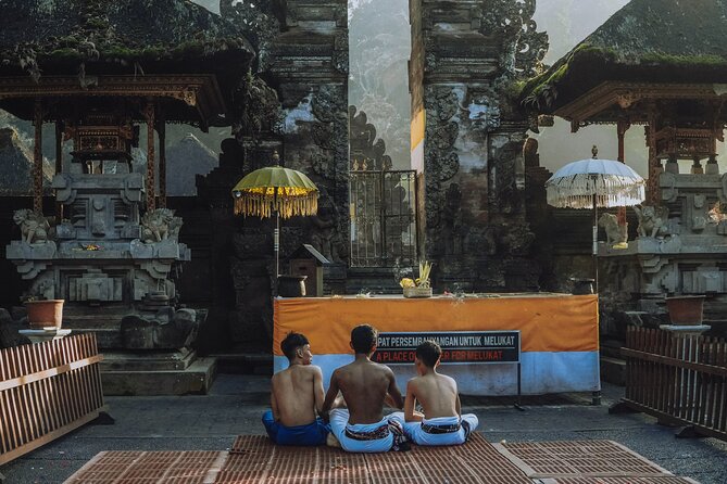 Bali Private Car Full Day Customized Tour With Drone Service - Uluwatu cliff sea temple and Jimbaran seafood: the end-of-day payoff