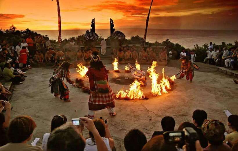 Bali: Private Custom Tours with Chauffeur - Waterfalls Tour: Tukad Cepung, Kanto Lampo, Tibumana, and Tegenungan