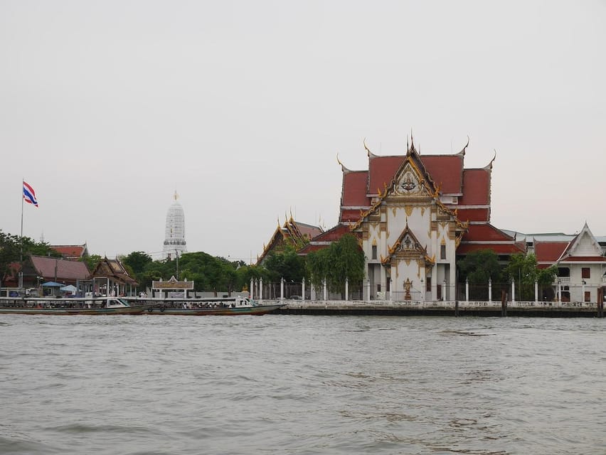 Bangkok with a Private Car and Driver Customizable Tours - Driver English, customization, and what to expect from communication