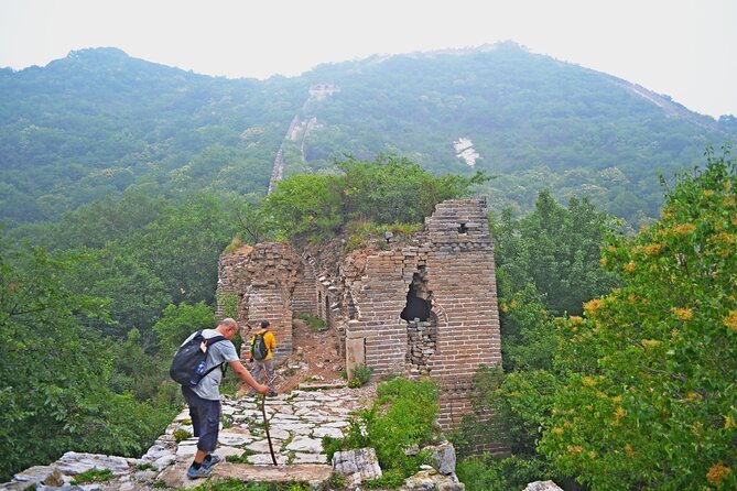 Beijing Great Wall Tour by Private Car Service with Entry Ticket - Temple of Heaven + Summer Palace: balance the hard climb