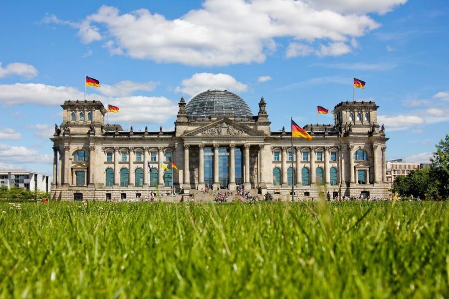 Berlin: Scenic Guided Tour by Private Car for 2, 3, 6 Hours - The 2, 3, and 6-hour choices: how to pick the right length