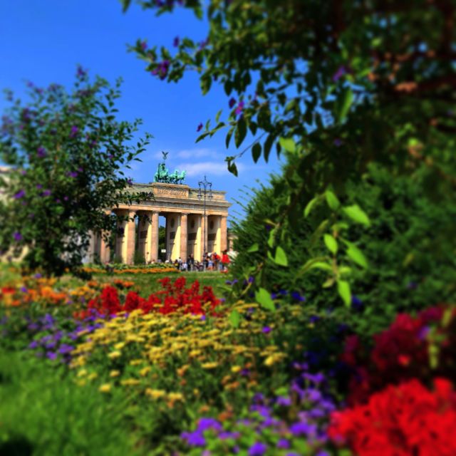 Berlin: Scenic Guided Tour by Private Car for 2, 3, 6 Hours - Logistics that actually matter: timing, breaks, and food planning