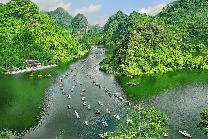 Best Service - Hoa Lu -Trang An - Mua Cave Limousine - All Inclusive - Stop 3: Mua Cave and the 500 Steps to Big Views