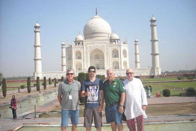 Bollywood Sightseeing and Celebrity Homes Tour by Private Car - Who Should Book This Tour (and Who Might Skip It)