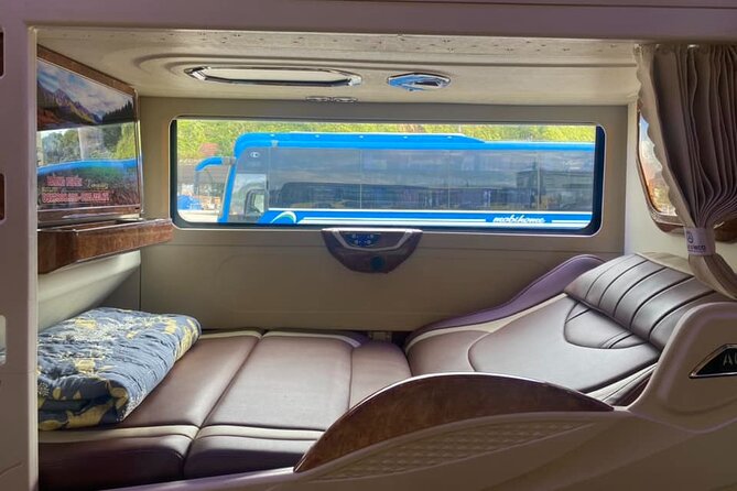 Bus ticket Hanoi to Ha Giang: Sleeping - Limousine - Cabin Bus - Who this bus is best for (and who should think twice)