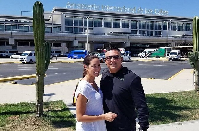 CABOAirport PRIVATE CAR To Cabo Resorts AREA up To 3 pax One Way - Party Size and Luggage: The Reality Check