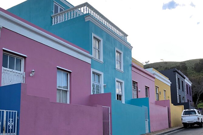Cape of Good Hope & Penguins Boulder's Beach in Private Car - Hout Bay and Seal Island: what the 40-minute return trip adds