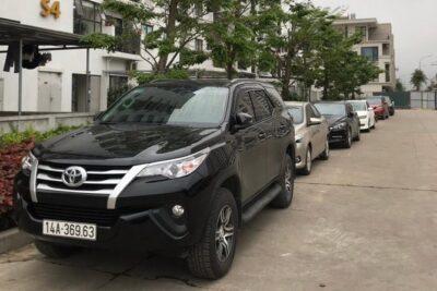 Cat Bi airport pick-up to Halong by luxury private car - Timing reality: 1h40 to 2h isn’t a guess, but it’s not a guarantee