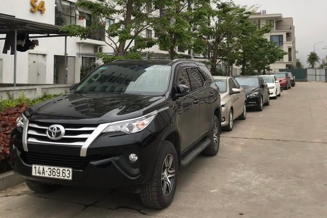 Cat Bi airport pick-up to Halong by luxury private car - Timing reality: 1h40 to 2h isn’t a guess, but it’s not a guarantee
