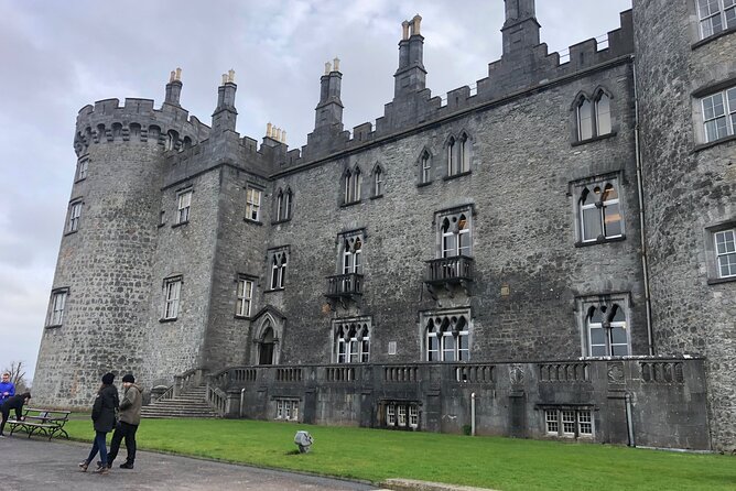 Chauffeur Driven Tour of Beautiful County Wicklow - Killiney Hill Viewpoint and the Coast Drive Back to Dublin