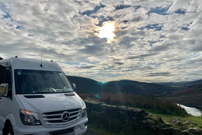 Chauffeur Giants Causeway & Belfast Private Day Tour From Dublin - The road trip rhythm: coffee stop, Dark Hedges photos, and the coastal viewpoint
