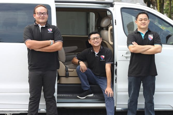 ~Chauffeur: Johor Bahru to Singapore Van Transfer - Timing reality check: planning around 1–2 hours
