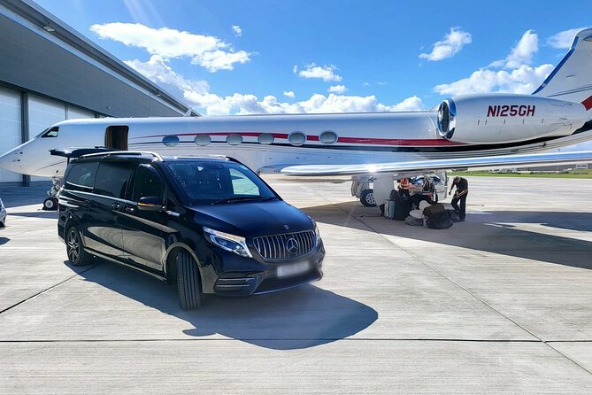 Chauffeur Limo Service From Heathrow Airport to London any Hotels - Key points at a glance