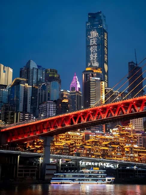 Chongqing deep explore & private car service including meals - Temples and the old-meets-new contrast you came for