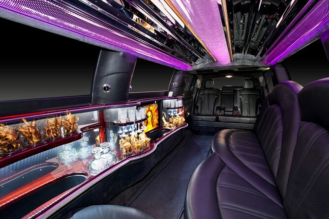 Chowstaw Casino Private Luxury Limousine from Dallas - Drinks and group safety: why this matters more than comfort