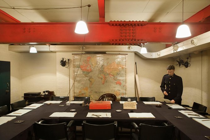Churchill War Rooms "Behind The Glass" and Private Car Tour - The Private Guide Factor: What It Adds to Your Visit