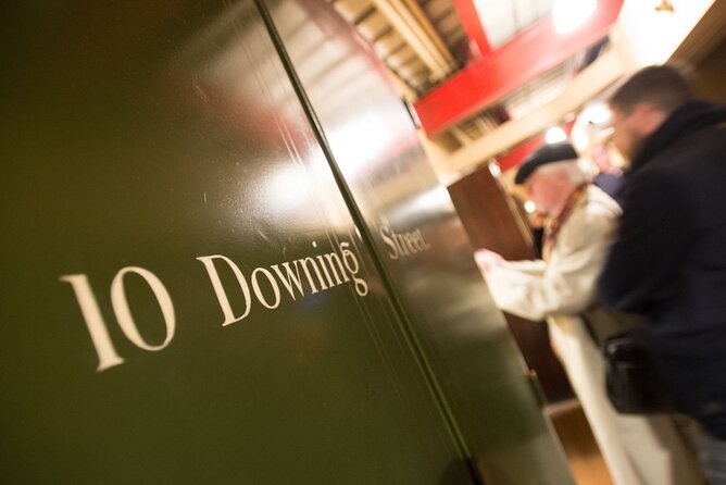 Churchill War Rooms "Behind The Glass" and Private Car Tour - Practical Tips That Improve Your Afternoon