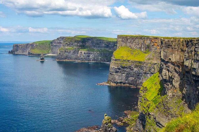 Cliffs of Moher, Burren and Bunratty with Private Chauffeur Tour - Bunratty Castle and Folk Park: From Viking Trading Camp to 15th-Century Lords