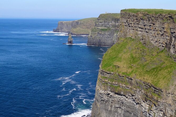 Cliffs of Moher, Burren and Bunratty with Private Chauffeur Tour - Weather, Timing, and What to Pack for a Full Day