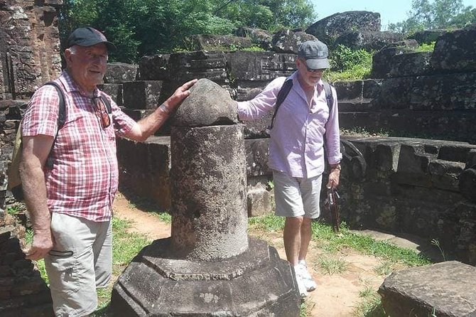 Da Nang Airport or City to Hoi An City or Vice Versa- Private Car - What the ride feels like: safe, air-conditioned, and easy