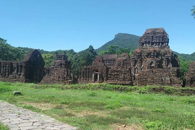 Da Nang Airport or City to Hoi An City or Vice Versa- Private Car - Timing: plan for 1–2 hours, then breathe